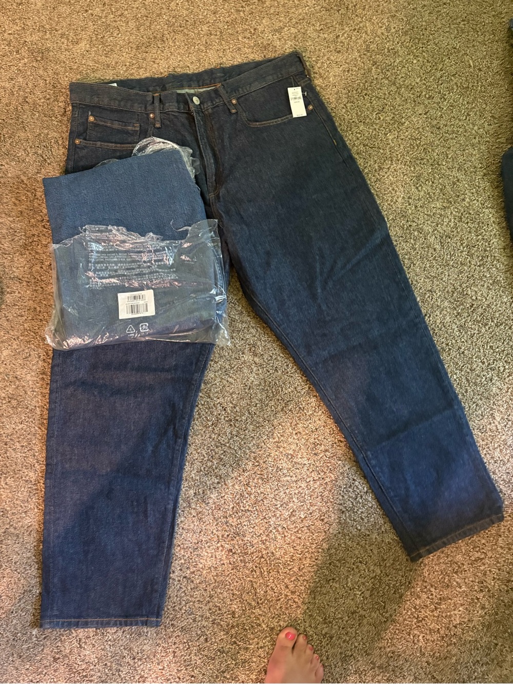 2 pair NEW GAP Men's blue jeans Relaxed Fit Jeans 38x30